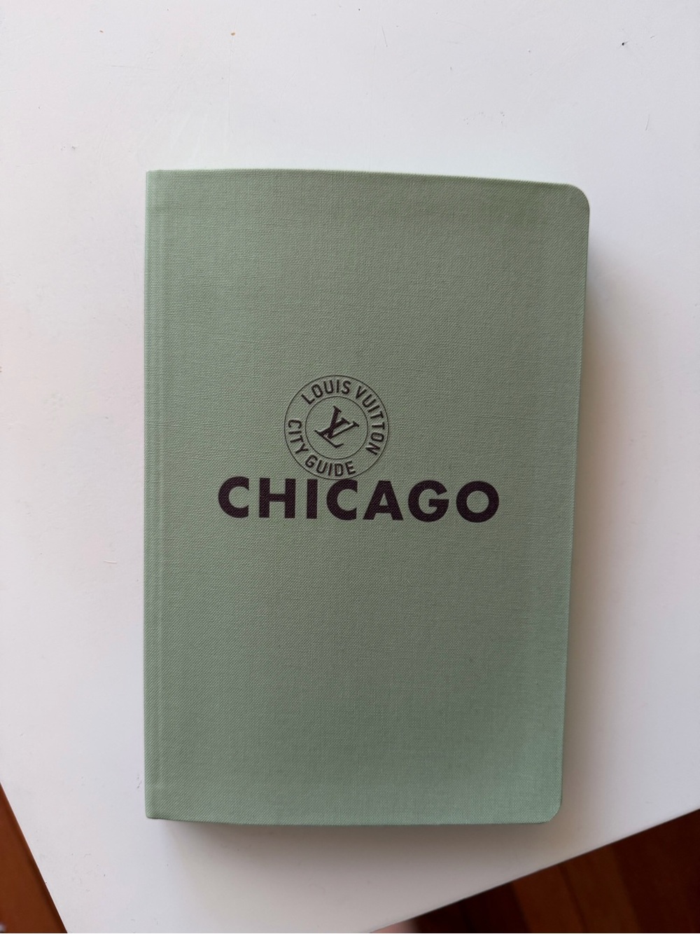 Louis Vuitton Chicago table book